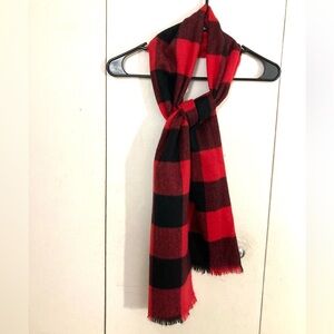 Lands End Red & Black Buffalo Check Scarf